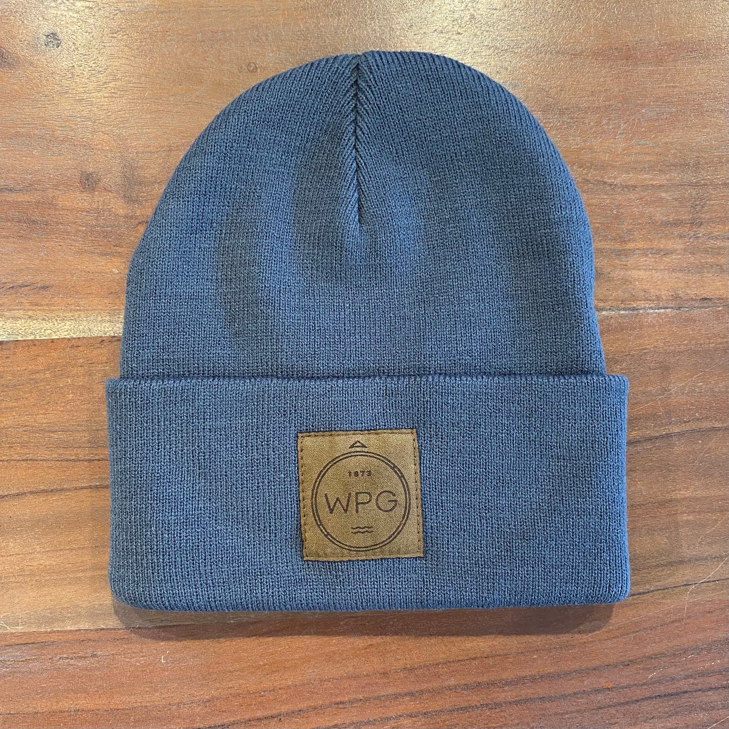 WPG Compass Toque | Chestnut on Charcoal