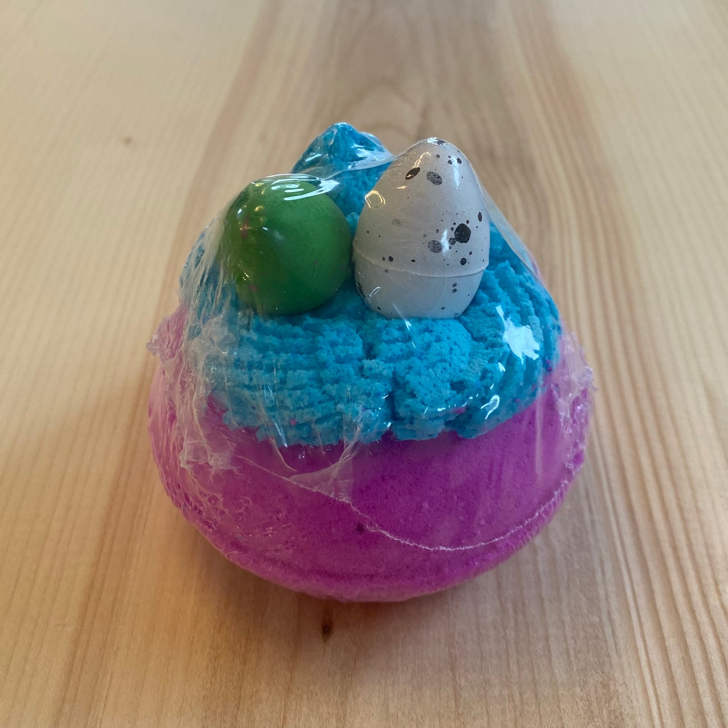 Dino Egg Bubble Bath Bomb