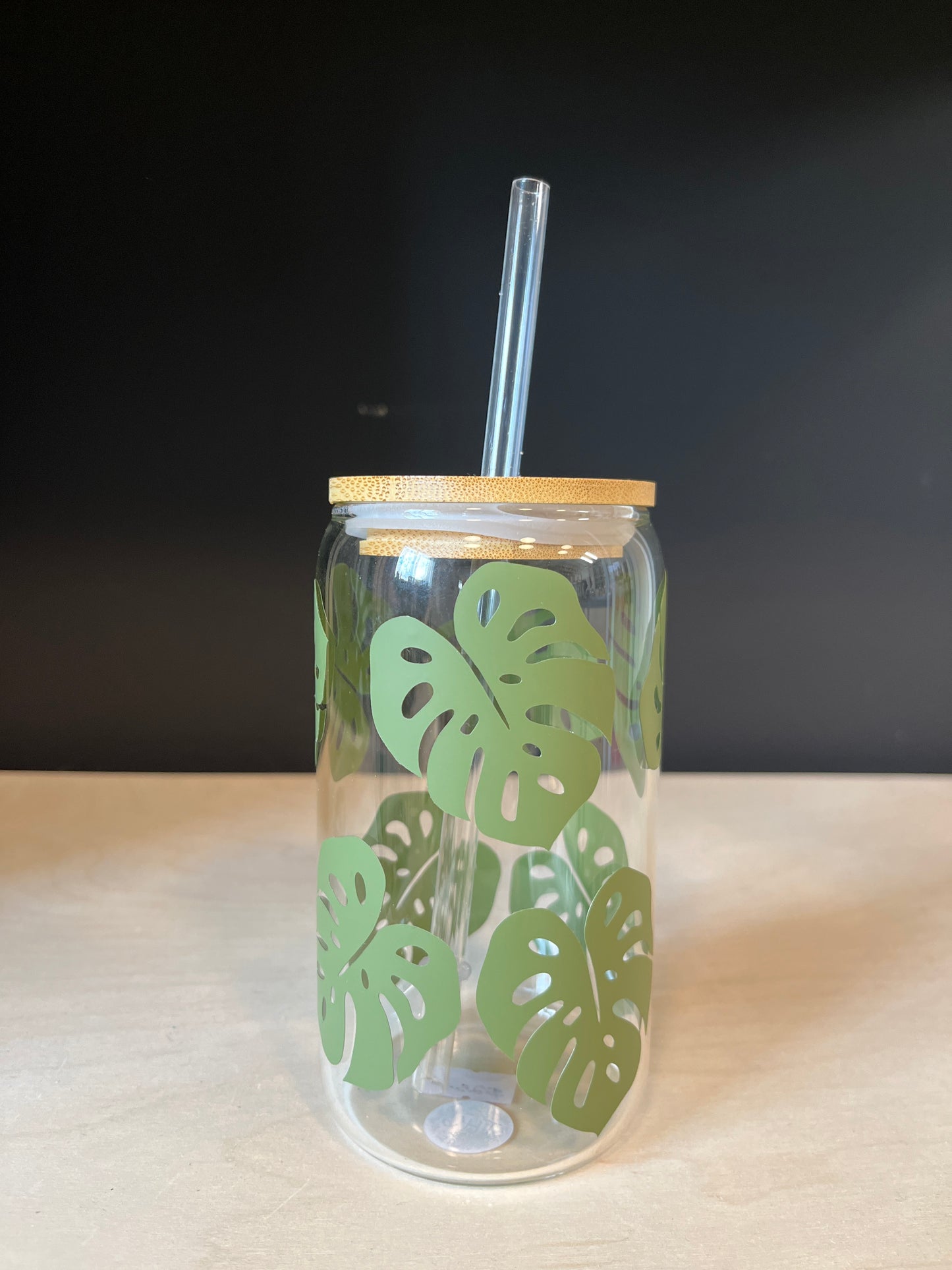 Monstera Leaf Glass Tumbler